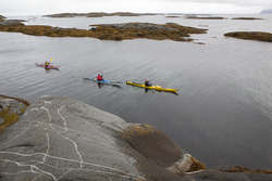 Kayaking at FlatvÃ¦r,KarlsÃ¸y kommune