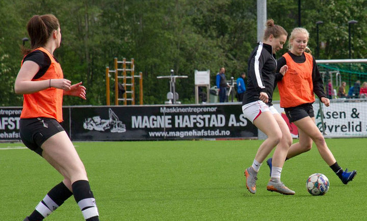 01 Aktivitetsdag ved Hafstad vgs 2 juni 2017 - foto 1mka