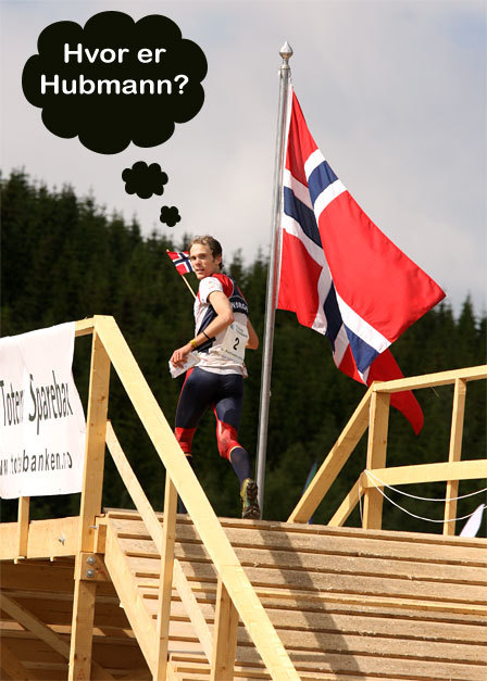 Audun Hultgreen Weltzien løper inn til seier i Nordic Orienteering Tour 2010. Foto: Geir Nilsen / OPN.no.