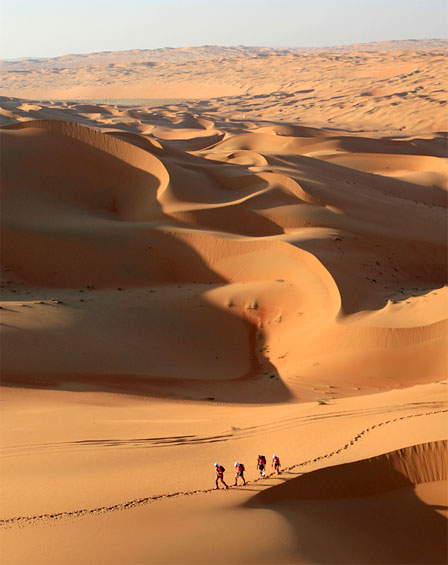 Laget kan glede seg til en svært spesiell orienteringsetappe i ørkenen Rub Al Khali. Foto fra Abu Dhabi Adventure Challenge 2008. Foto: Monica Dalmasso