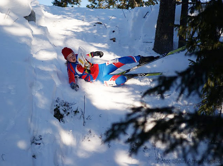 em-ski-o-2011-lang-russisk-jente-faller-foto-stein-arne-negard