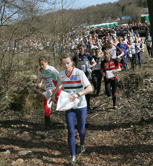Damestarten på 10Mila i 2009. Ingjerd Myhre fra Kongsberg i tet. Foto: Erk Borg - www.o-boka.no