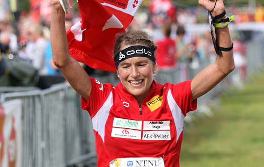 Simone Niggli inn til VM-gull på langdistansen under VM i Trondheim 2010. Foto: Geir Nilsen/Langrenn.com.