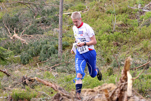 Olav Lundanes fosser her frem under et VM-uttaksløp like utenfor Hønefoss 2012. Foto: Geir Nilsen/OPN.no. Olav Lundanes fosser her frem under et VM-uttaksløp like utenfor Hønefoss 2012. Foto: Geir Nilsen/OPN.no.