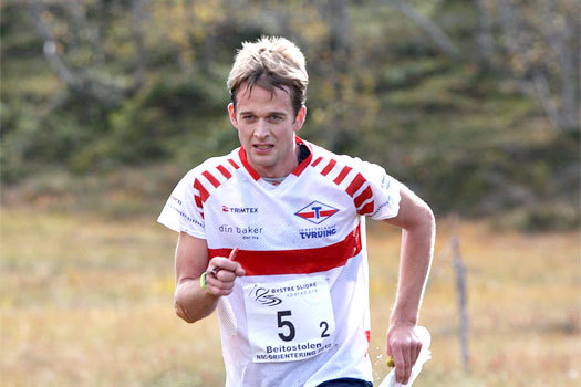 Anders Tiltnes underveis i NM-stafetten på Beitostølen 2010. Foto: Geir Nilsen/OPN.no.