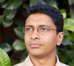 Pubudu Sumanasekera portrait web.jpg