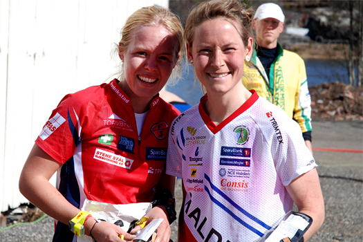 Heidi Østlid Bagstevold, til venstre i bildet, sikret 2. plass, mens Mari Fasting tok hjem seieren i Lørdagskjappen 2013. Foto: Torgeir Snilsberg.