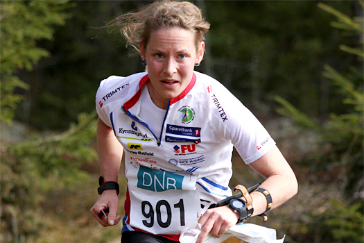 Mari Fasting i Smaaleneneløpet og på vei mot totalseier i Østfold O-weekend 2013. Foto: Geir Nilsen/OPN.no.
