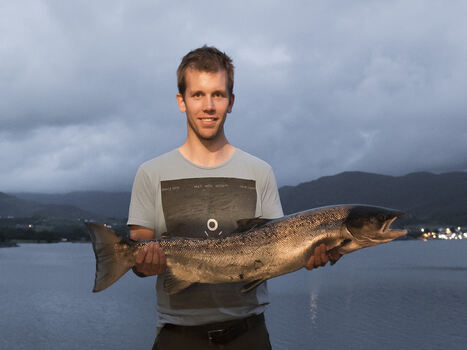 010713_NilsArne-sone2_Laks8,9_2_1200px