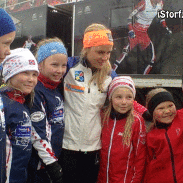 Marte-Kristoffersen-og-skijenter-2014-05-15-kl