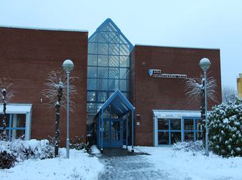 Bilete av Dale vgs ved vintertid. Foto: Dale vgs Bilete av Dale vgs ved vintertid.