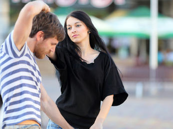 Dancing. Foto: Vladimir Pustovit (flickr CC BY) Mann og kvinne danser