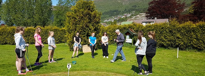 Ekskursjon til golfbana på Stokkenes Ekskursjon til golfbana på Stokkenes
