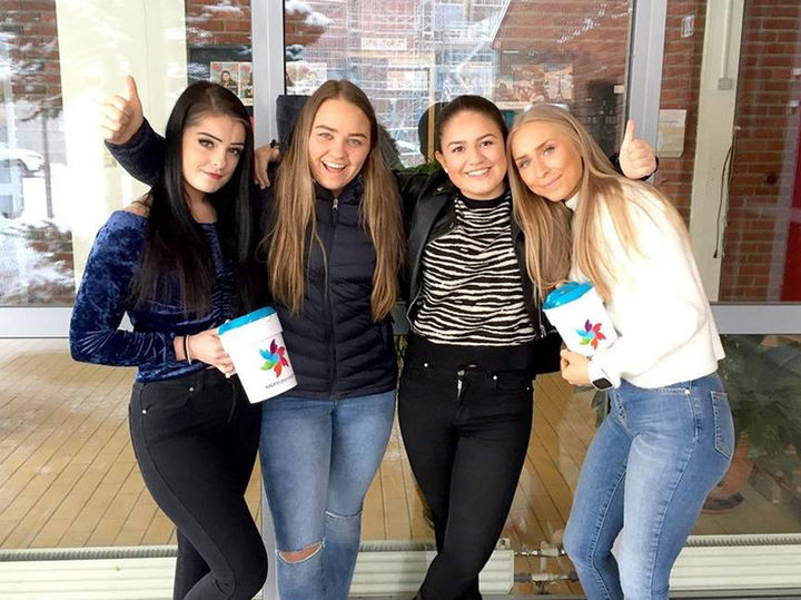 Komitegjengen. F.v. Marita Myklemyr Holen, Silje Marie Foss, Ivonn Brugrand Lingjerde og Ingrid Natvik Ødegård (Foto: privat) Bilete av komitegjengen for årets Krafttak mot kreft