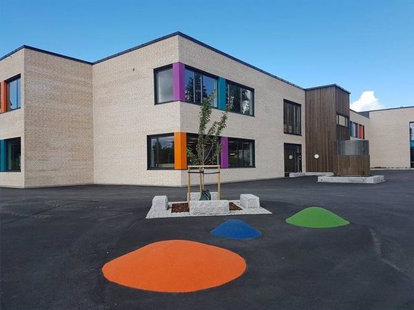 Ny Skjønhaug skole skolegård