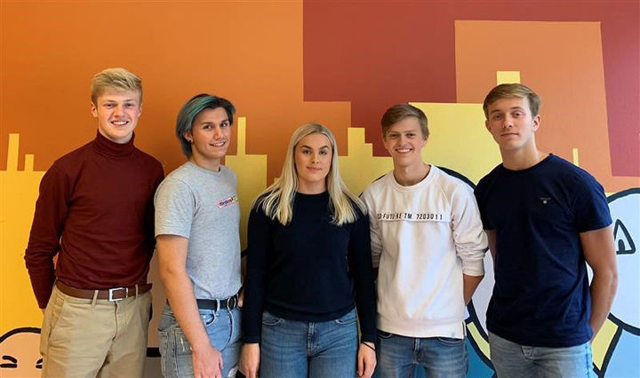 Håkon, Marus, Amalie, Rune og Trym 5 elever ved Høyanger vgs som utgjør elevrådsstyret