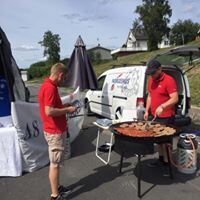 Bjørnstad Bygg griller - fotballskole