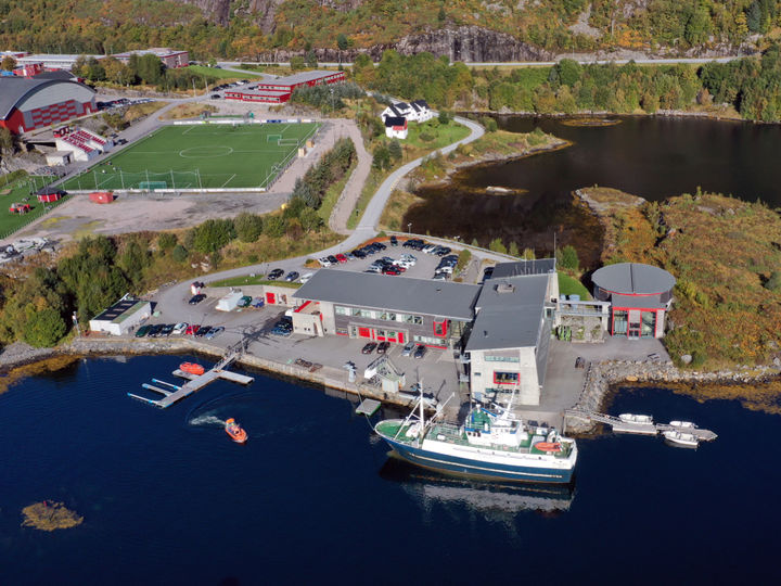 Maritim avdeling, Måløy Vidaregåande Skule Foto: Frequency Maritim avdeling, Måløy Vidaregåande Skule