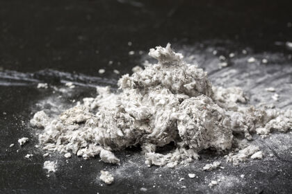 Asbest inneheld asbestfiber som kan vere kreftframkallande