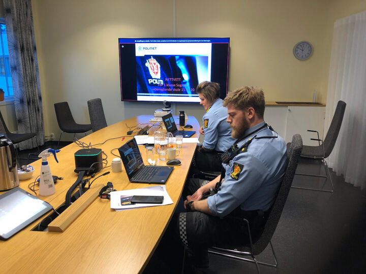 Foto: Charlotte Alme Bringe Politiet har digitalt foredrag