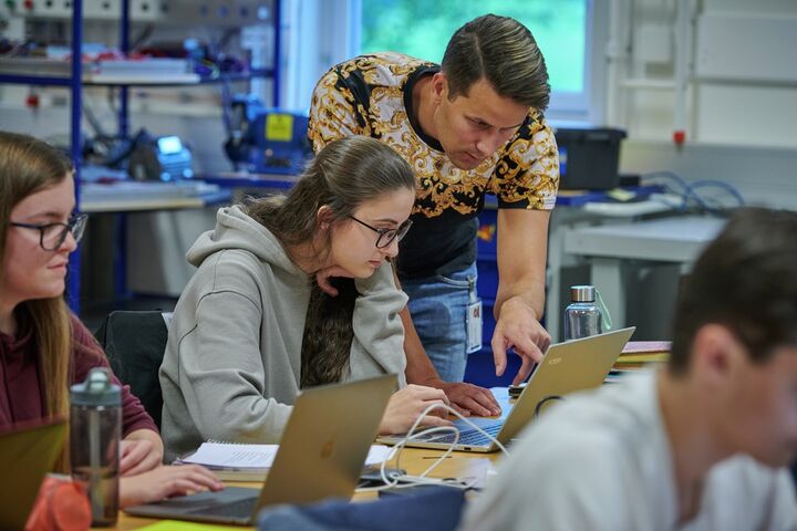 Mo-og-oyrane-vidaregaande-skule-SSF-06475_1080- Foto_Morten__Wanvik