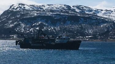 Fiber ankommer Karlsøya (mai 2021)