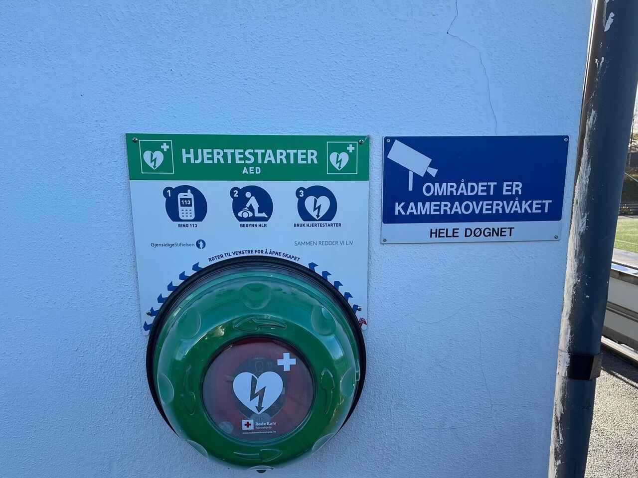 Hjertestarter i varmeskap
