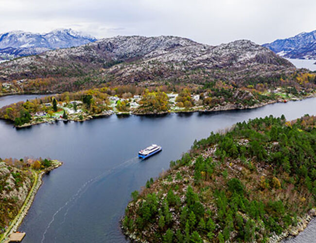 Båten som skal trafikkere Lysefjorden skal kunne ta 297 passasjerer. Foto: Fjordcruise/Morten Sivertsen