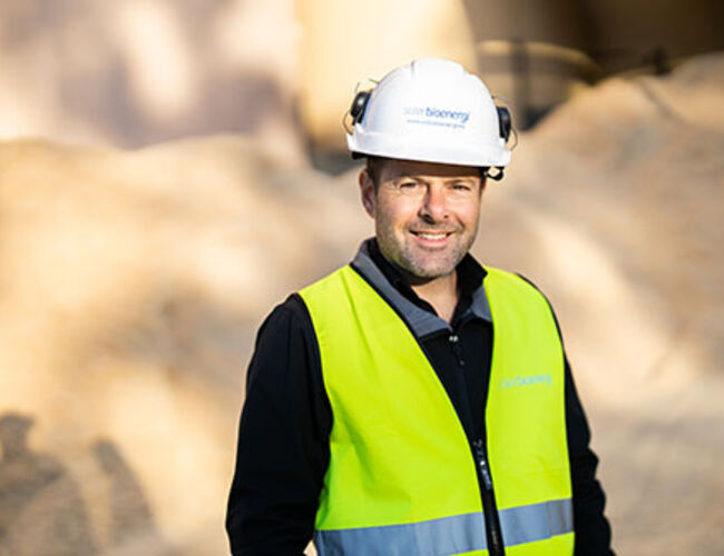 – Fremover vil vi se ORC-turbiner på enda flere av våre varmeverk, sier Nicklas Eld, regionsjef Solør Bioenergi Vest. Foto: Againity AB