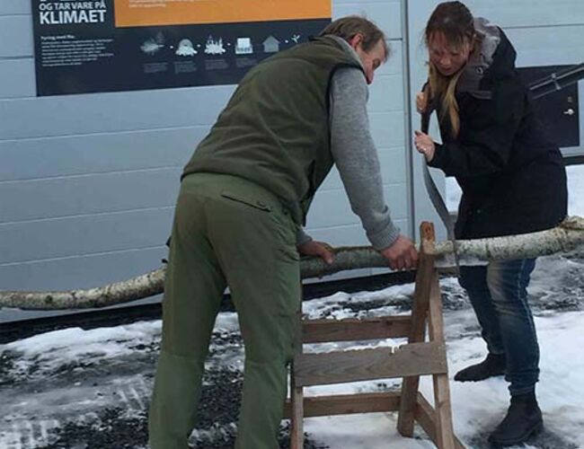 Ordfører Kirsti Tømmervold og daglig leder Jan Egil Tillereggen avbildet under åpningen av anlegget. Foto: TMS