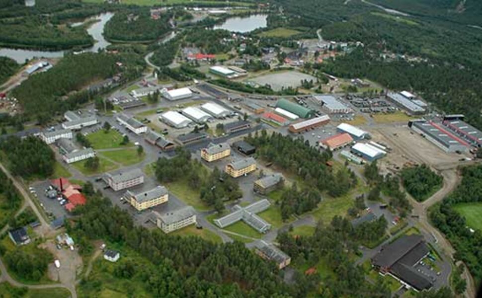 Oversiktsbilde over Skjold leir, i Øverbygd i Målselv kommune. Foto: Terje Bartholsen, Forsvarsbygg