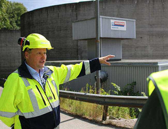 Med et nytt energieffektiviseringsprosjekt viser Norske Skog Saugbrugs og administrerende direktør Kjell Arve Kure igjen resten av bransjen hva det er mulig å få til. Bildet er tatt ved en tidligere anledning.  Foto: Espen Sletvold/Enova