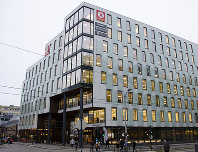 Schweigaards gate 16 i Oslo er på 15 500 m<sup>2</sup>, og er bygd etter TEK 10-standard. Foto: Stig Granås