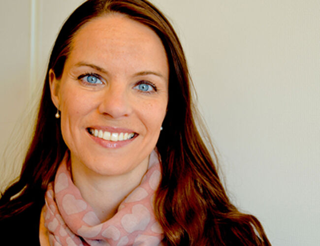 – På Energy University kan du lære nye energisparende ideer, i tillegg til å bli en verdifull medarbeider som bidrar til bunnlinjen, sier Ingunn Kristiansen, Marketing Communication Manager i Schneider Electric. Foto: Schneider Electric