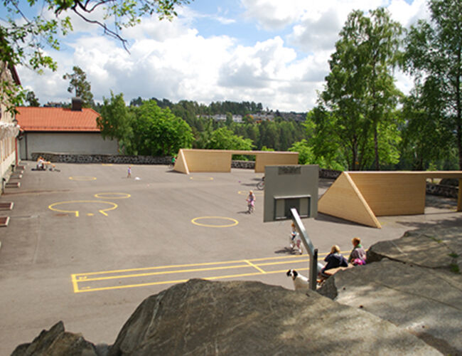 Skolegården på Ljan skole i Oslo. Foto: Tekniske Nyheter<br /><br />