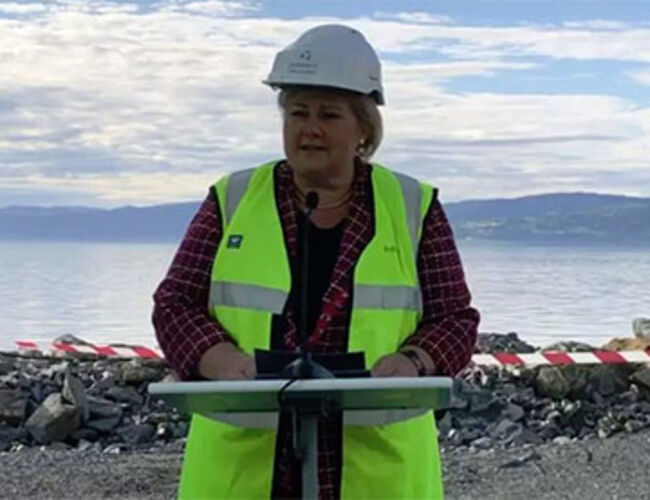 Statsminister Erna Solberg gjennomførte den offisielle åpningen av biogassfabrikken på Skogn. Foto: TrønderEnergi