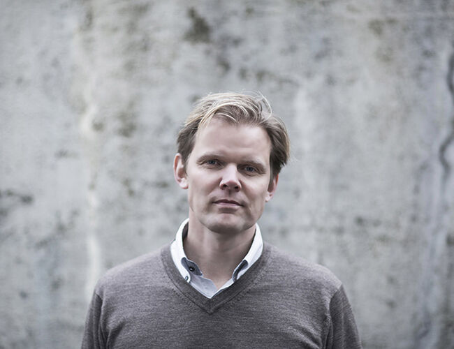  Forslaget om kutt i elavgiften bør erstattes av mer målrettede tiltak for å hjelpe folk som sliter med høye strømregninger, mener daglig leder Trygve Mellvang Tomren-Berg i Norsk Fjernvarme. Foto: Øystein Andreas Brekke