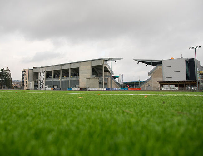 Kunstgressbanen utenfor Skagerak Arena styres av intelligent teknologi. Illustrasjonsfoto: Gard Automation