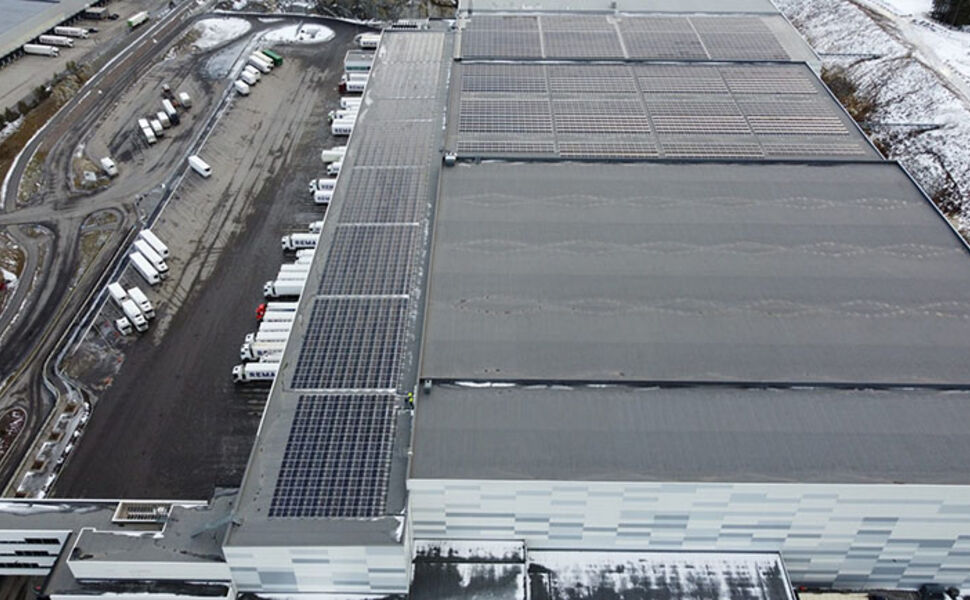 13 000 kvm med solceller på Vinterbro. Foto: Rema