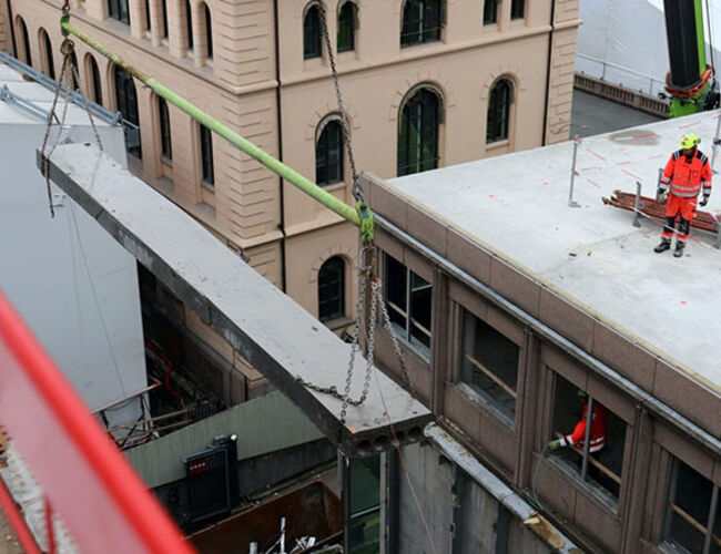 Hulldekker fra det gamle regjeringskvartalet skal brukes på nytt i den nye storbylegevakten i Oslo. Foto: Statsbygg
