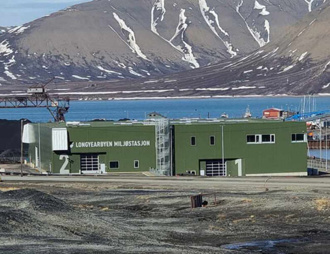 Miljøstasjonen på Svalbard. Foto: Joakim Dahl/Assemblin