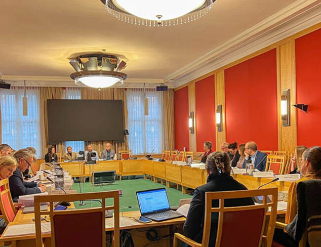 Høring i Stortingets energi- og miljøkomité den 20. oktober 2022. Foto: NOVAP