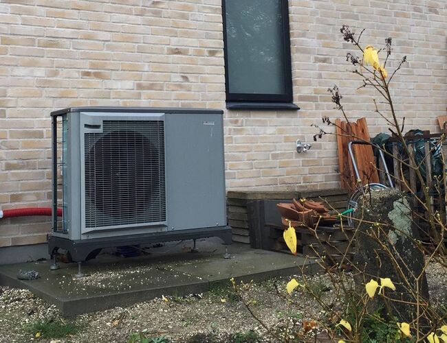 Antall solgte varmepumper satte rekord i 2022, viser tall fra den danske Energistyrelsen.  Foto: TEKNIQ Arbejdsgiverne