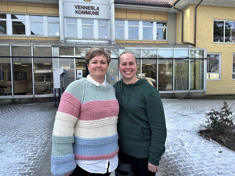 De har ansvar for kommunens lærlinger. Anne Katrine Hildebrandt (t.v) og Lene Langeland Lunden.