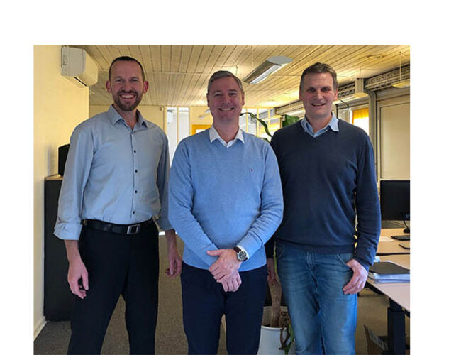 Fra venstre: CEO Bo Eskerod Madsen, ReMoni; CSO Ole Puggaard, ReMoni, og Tor Line Z Energi. Foto: Z Energi
