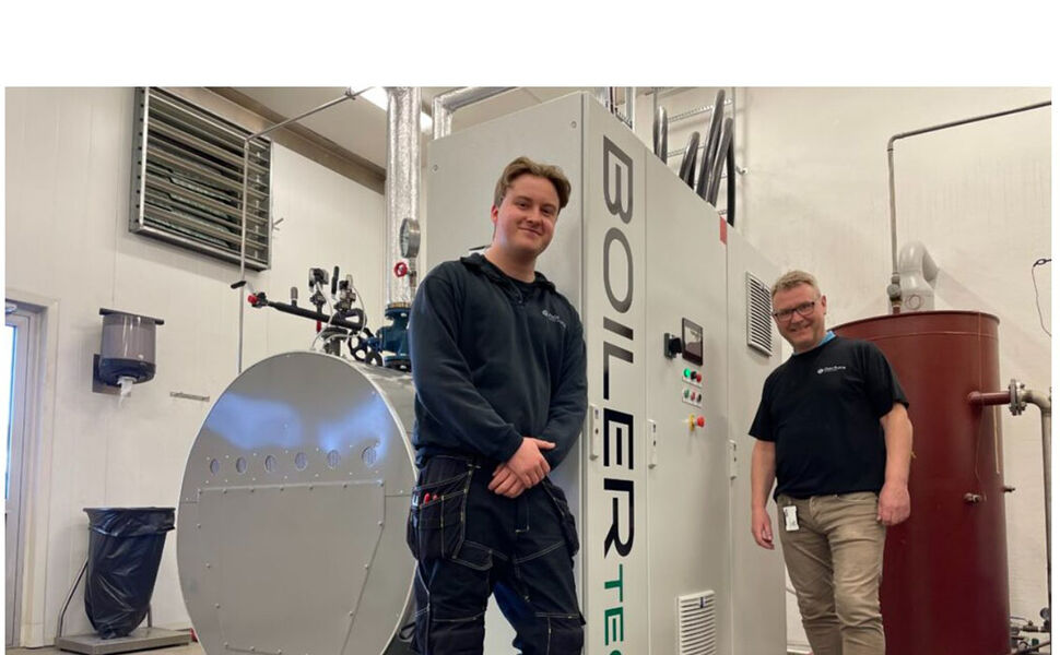 Fra venstre: Teknisk sjef Morten Leeteng Sagvang og fabrikksjef  Arild Nordvi. Foto: Nortura