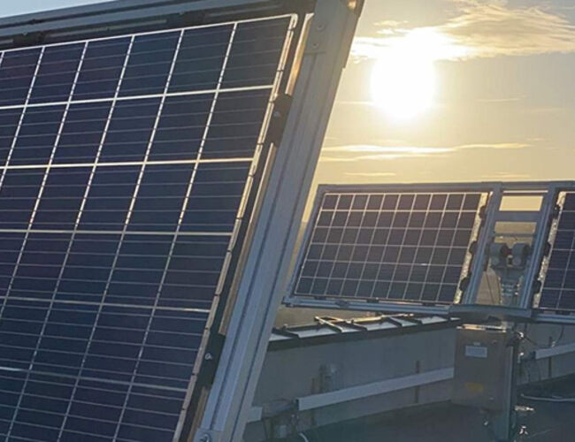 Solceller på taket hos NTNU. Foto Erik Due