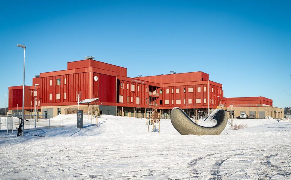 Sophie Radich skole er en ungdomsskole med plass til 720 elever. Foto: Nils Petter Dale