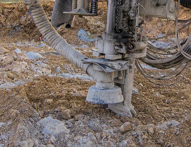 Norconsult investerer i en elektrisk borerigg og senker utslipp i feltarbeidet. Foto: Norconsult