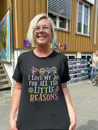 Kristin Vasvik Håland med den flotte T-skjorta